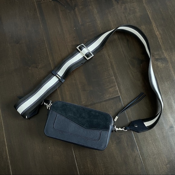 BOTKIER Cobble Hill Mini Crossbody Camera Bag - Picture 4 of 7